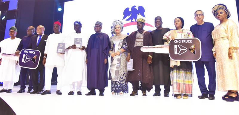  Dangote Cement rewards distributors, customers with CNG-Trucks, cash gifts worth N11 billion 
