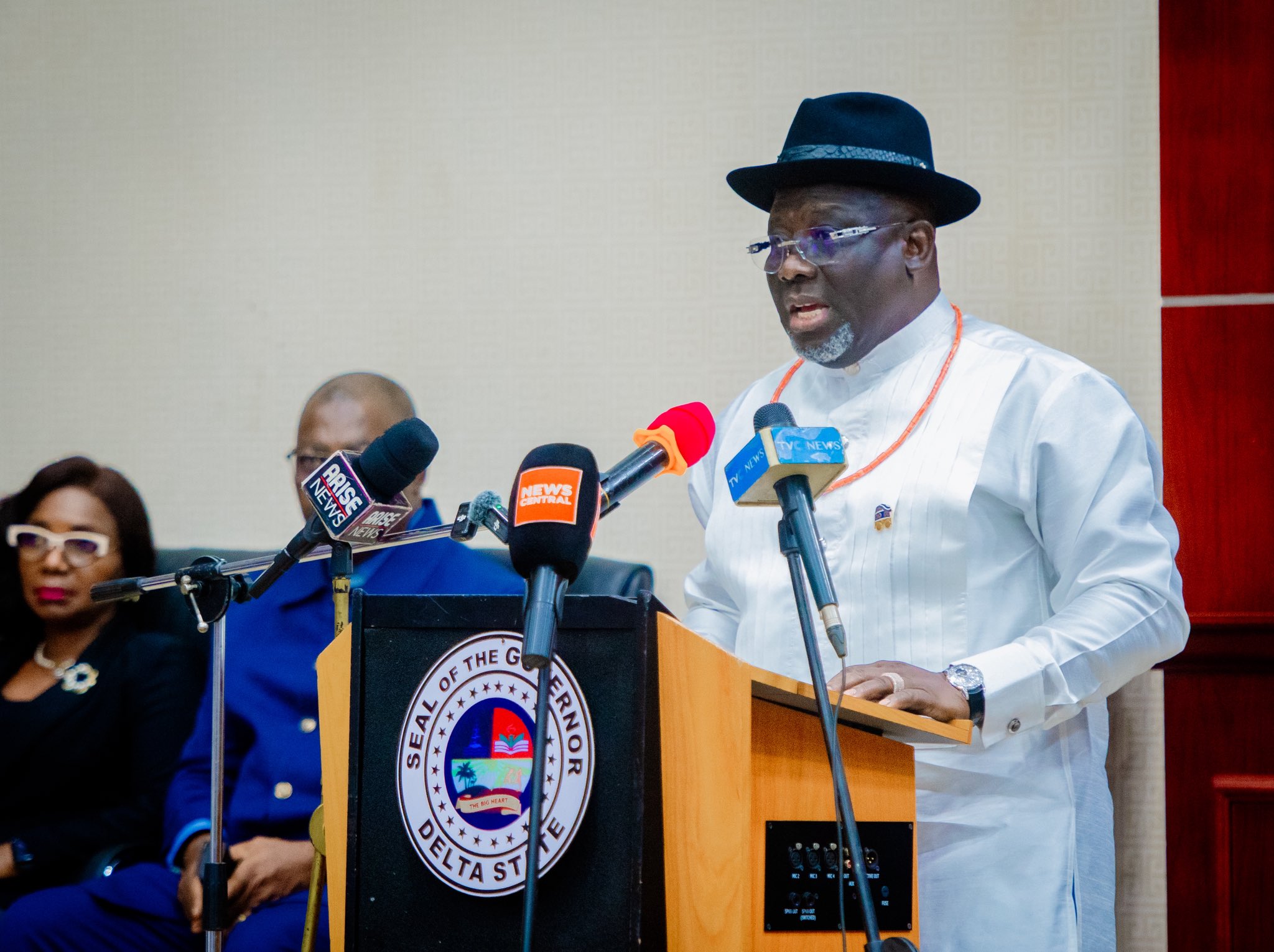 Delta Governor Oborevwori presents N1.664 trillion 2026 budget to state assembly  