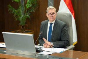 Egypt to pay $1.3 billion oil arrears to foreign companies