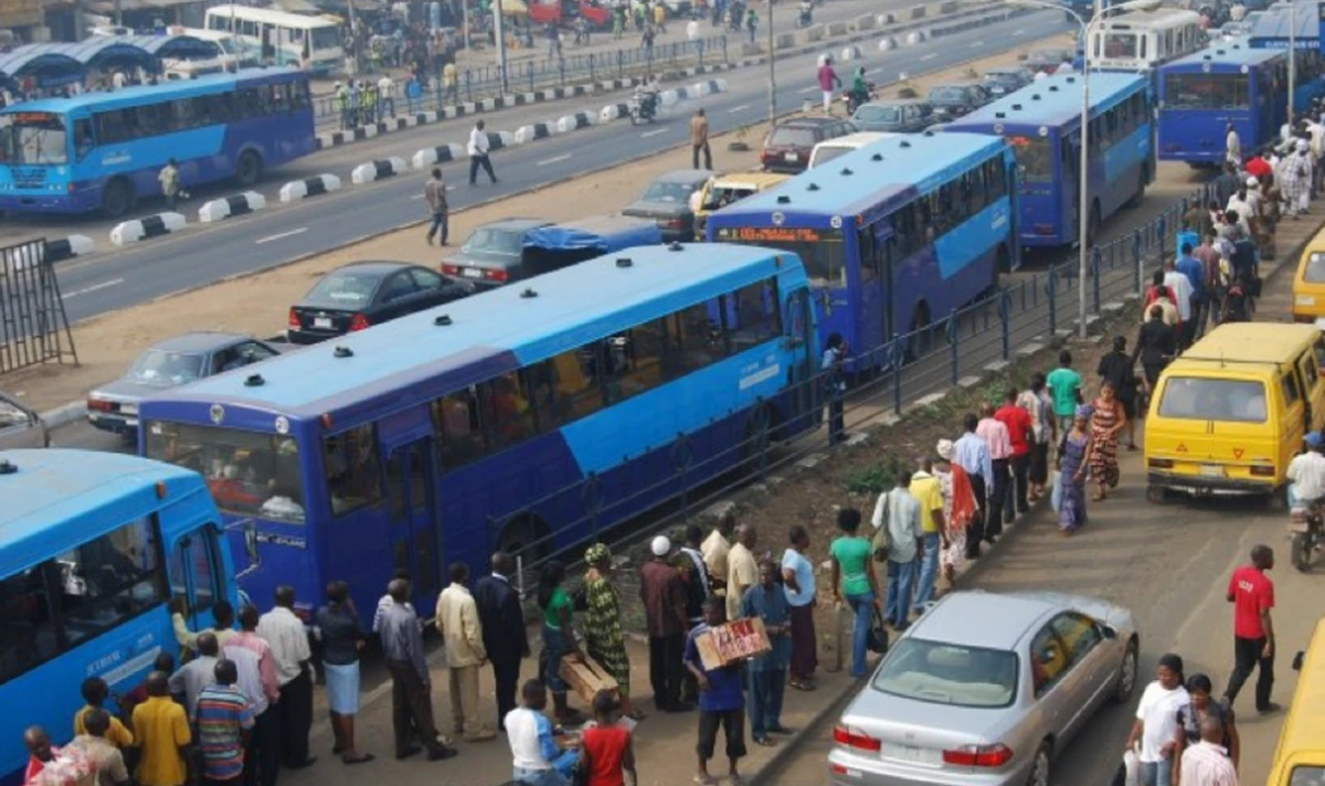 Cash Fares on Lagos BRT Will Land Commuters in Court from August, LAMATA Warns