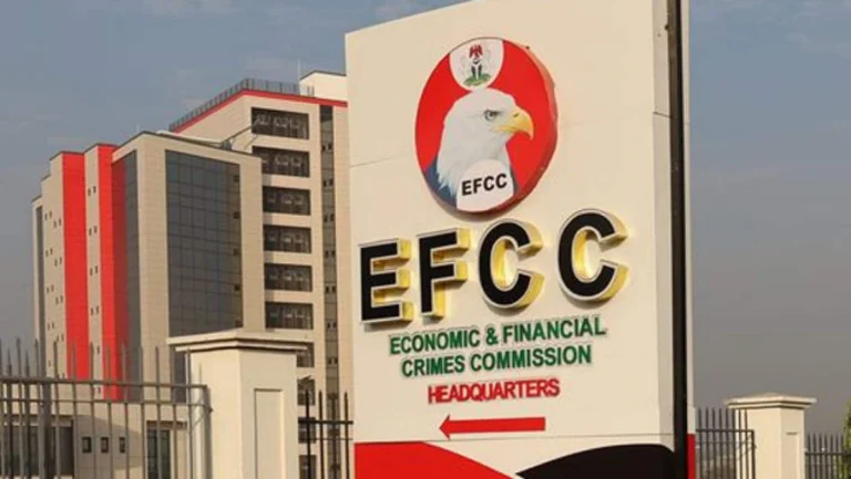 EFCC extradites two Nigerians to US over alleged sextortion of teenagers