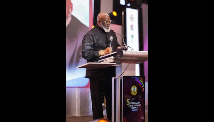 Lanre Olusola